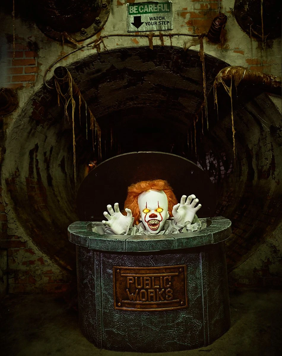 Spirit Halloween 21 Inch Pennywise Sewer Grate Animatronic Decoration - It Chapter Two 3 Spirit Halloween 21 Inch Pennywise Sewer Grate Animatronic Decoration - It Chapter Two
